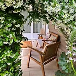 Les D'alienor, Jasmin * Пессак