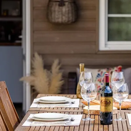 Les D'alienor, Jasmin شقة *